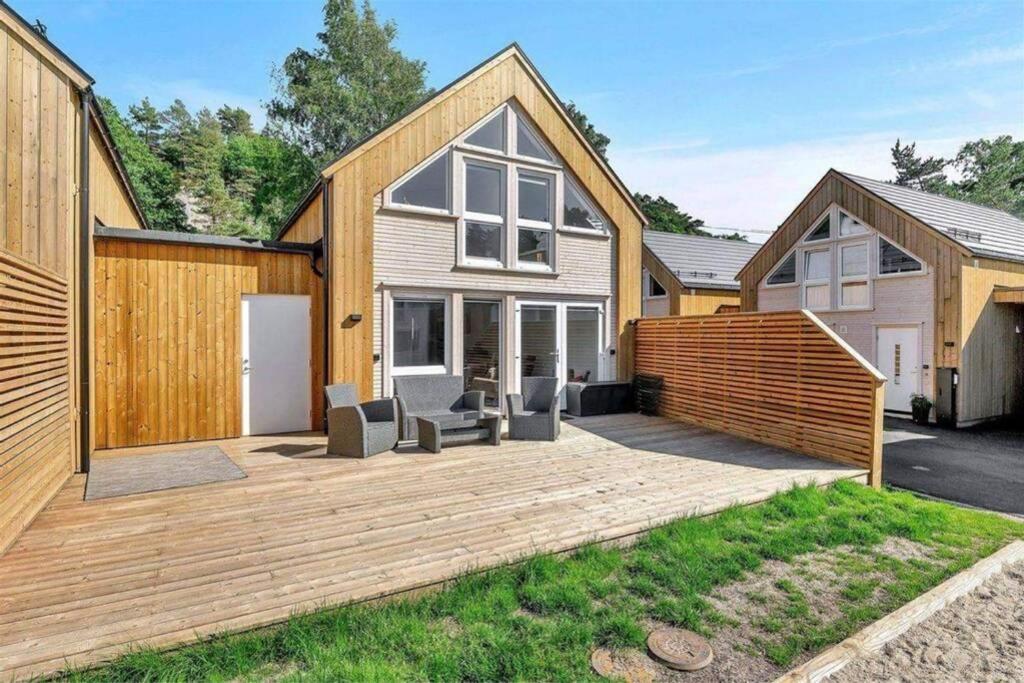 Nybygd Feriebolig Rett Ved Strand Til Leie! Kristiansand Esterno foto